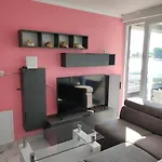 Summertime Apartment *