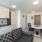 Summertime Apartament *