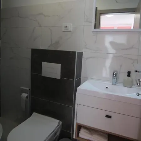 דירה Summertime בטינה