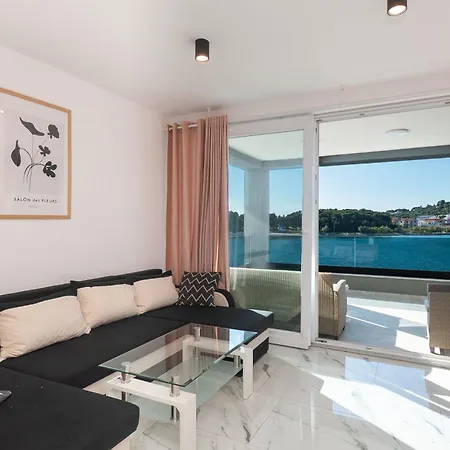 Summertime Appartement Betina (Sibenik-Knin)